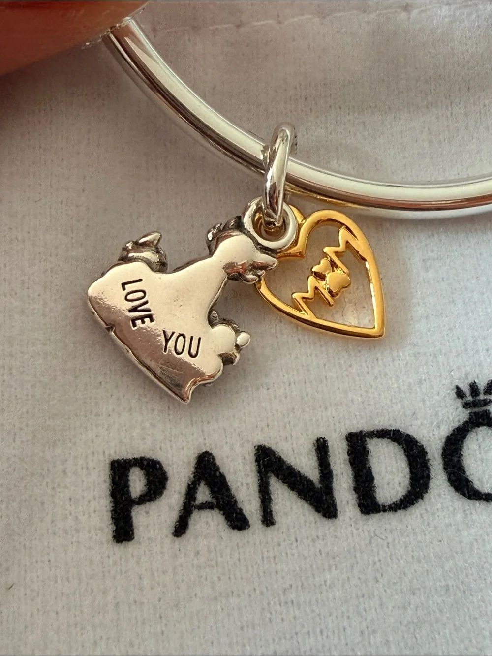 PANDORA DISNEY ARISTOCATS DUCHESS & KITTENS DANGLE CHARM